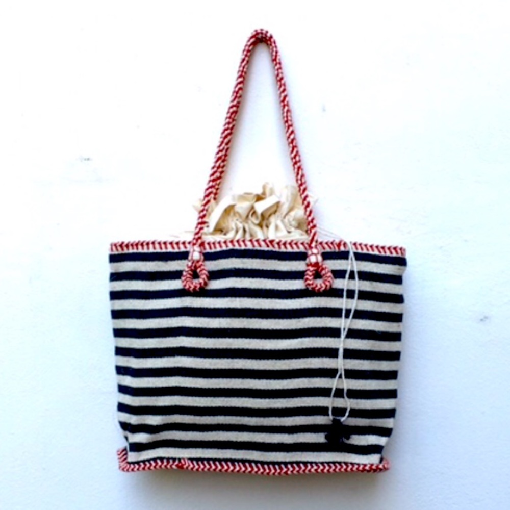 STRIPED TOTE : CHARCOAL WITH RED ACCENT